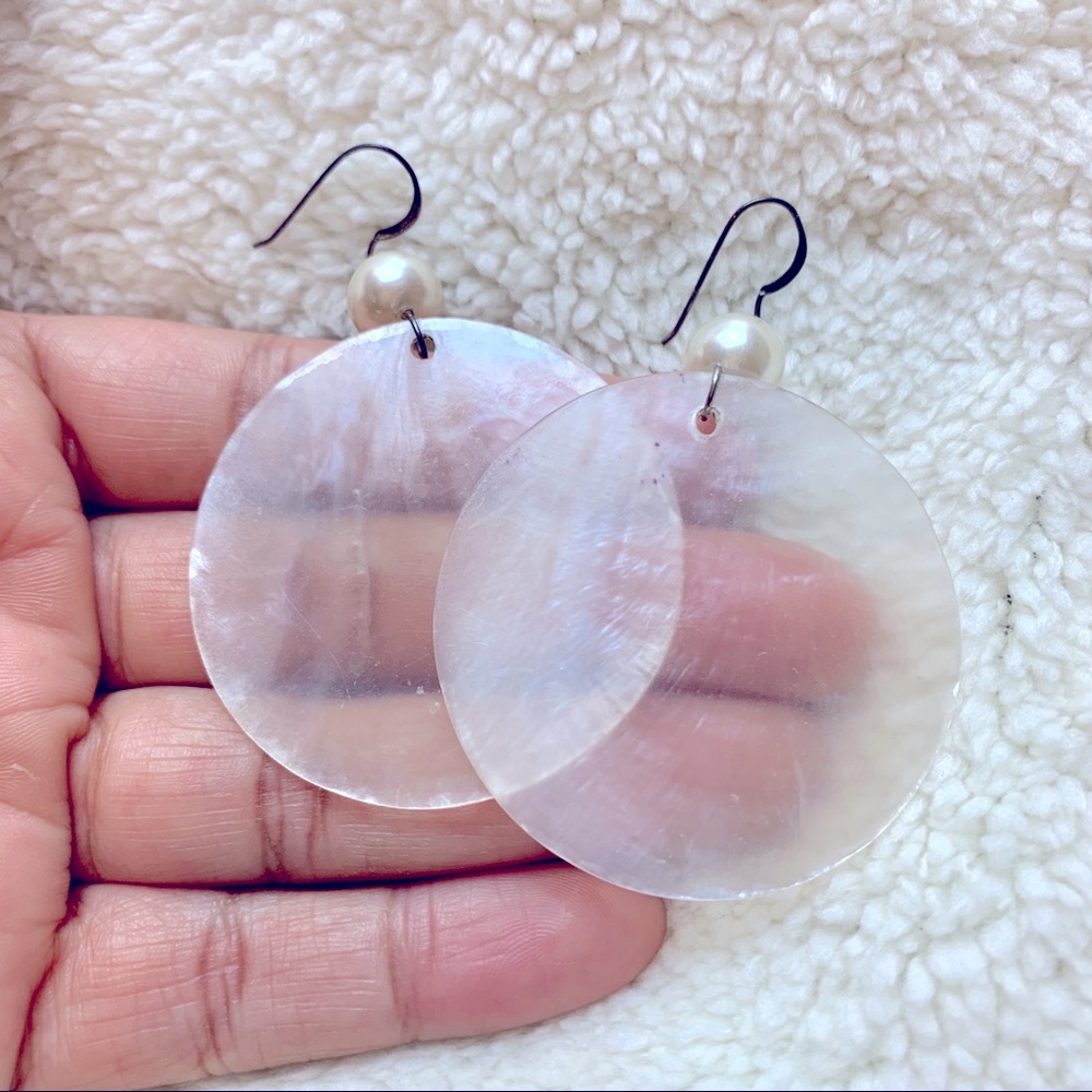 Mother of Pearl Disc Earrings